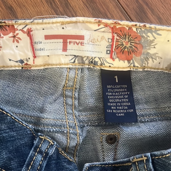 T FIVE jeans - Picture 4 of 9